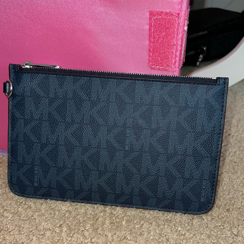 Michael Kors wristlet